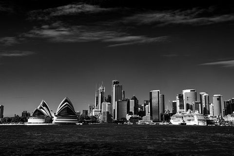 REGAL - Luxury Airport Round Trip, Bespoke Premium Transfer And Tours - New South Wales Tourism  1