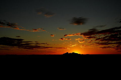 Helicopter Scenic: Extended Uluru & Kata Tjuta - New South Wales Tourism  1