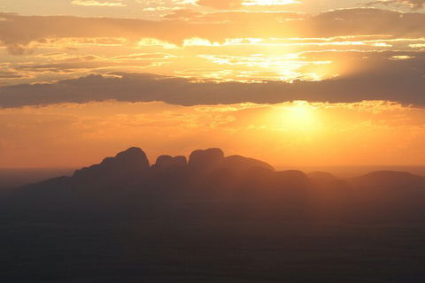 Helicopter Scenic: Extended Uluru & Kata Tjuta - New South Wales Tourism  3