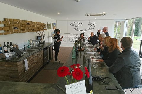 Adelaide Hills Regional / Hahndorf German Village Tour - New South Wales Tourism  7