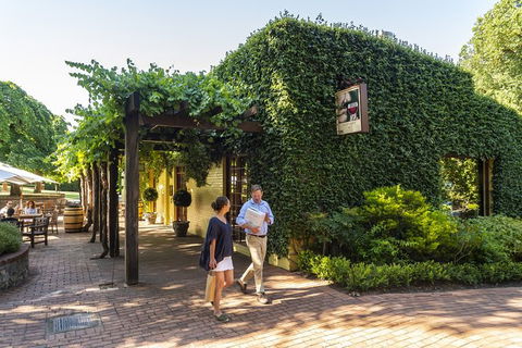 Yalumba Cooperage Tour - New South Wales Tourism  8