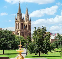 The Best of Adelaide Walking Tour - New South Wales Tourism 