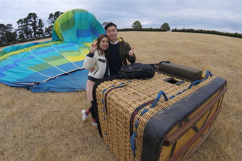 Private Balloon Flight - New South Wales Tourism  3
