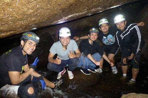 Adventure Caving - New South Wales Tourism  1