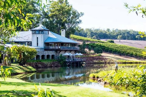 Romance Cruise + Scenic Tour + Beer Tasting + 3 Course Lunch + Hamper - New South Wales Tourism  4