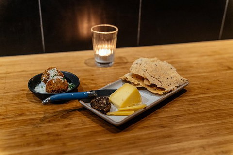 The Flavors Of Perth: Fremantle Wine & Bites Private Tour - New South Wales Tourism  4