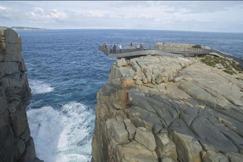 Discover Torndirrup National Park: The Gap & Natural Wonders Tour - New South Wales Tourism  0