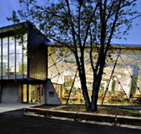 East Melbourne Library - New South Wales Tourism 