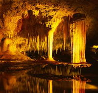 Lake Cave - New South Wales Tourism 