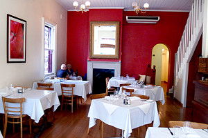 Black Ruby - New South Wales Tourism  0