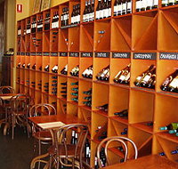 Lina's Bistro A Vin - New South Wales Tourism 