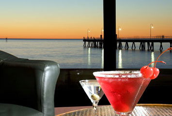 Horizons Cocktail Lounge - New South Wales Tourism  0