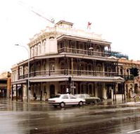 Botanic Bar - New South Wales Tourism 