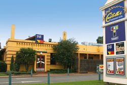 Castello's At Pakenham - New South Wales Tourism  0