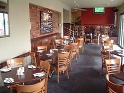 Elgin Inn Hotel - New South Wales Tourism  1