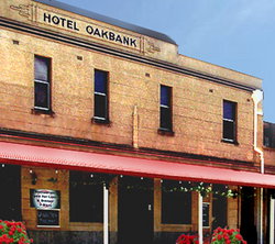 Oakbank Hotel - New South Wales Tourism  2