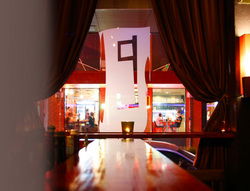 Glass Bar & Restaurant - New South Wales Tourism  2