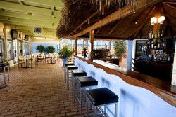 Kirra Beach Hotel - New South Wales Tourism  2
