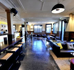 Golden Gate Hotel - New South Wales Tourism  2