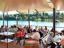Regatta Bar - Log Cabin - New South Wales Tourism  3