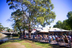 Anglers Tavern - New South Wales Tourism  3