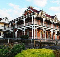 Old England Hotel - New South Wales Tourism 
