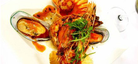 Lively Catch Seafood Restaurant - New South Wales Tourism  0
