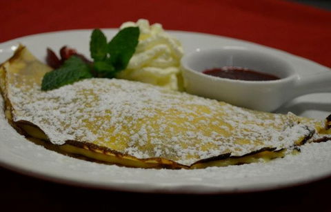 Des Alpes Swiss Restaurant - New South Wales Tourism  2