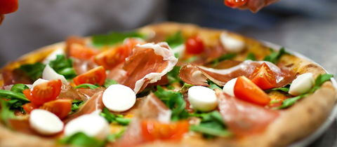 Camelot Gourmet Pizza - New South Wales Tourism  1