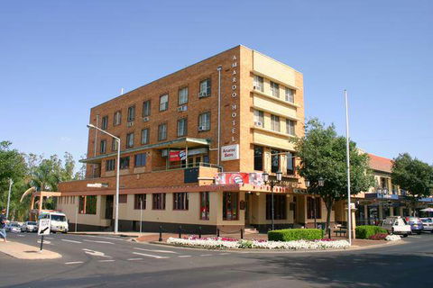 The Shout - New South Wales Tourism  1
