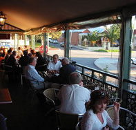 Paddy Maguire's Pub - New South Wales Tourism 