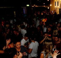 The Causeway Bar - New South Wales Tourism 