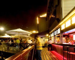 The Lucky Shag Waterfront Bar - New South Wales Tourism  0