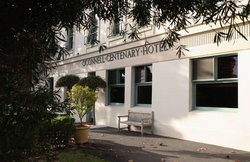 O'Connells Centenary Hotel - New South Wales Tourism  1