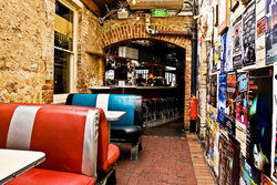 Royal Oak Hotel - New South Wales Tourism  1