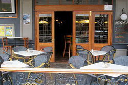 The Fox Ale House - New South Wales Tourism  1