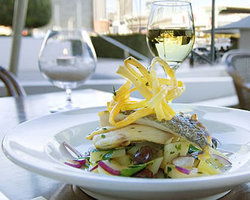 The Lounge Hotel - New South Wales Tourism  1