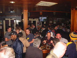Paddy Maguire's Pub - New South Wales Tourism  3