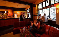 Darlo Bar - New South Wales Tourism  3