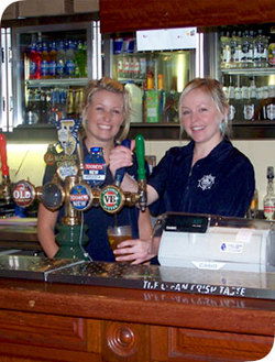 The Woodport Inn - New South Wales Tourism  3