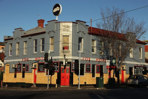 The Fox Hotel - New South Wales Tourism  0