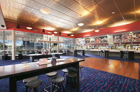 The Palmerston Sports Club Inc - New South Wales Tourism  2