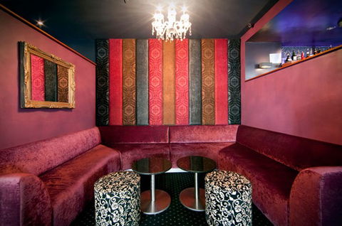 Kremlin Bar - New South Wales Tourism  3