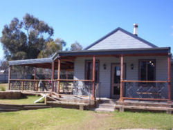 The Globe Hotel. Rylstone - New South Wales Tourism  0