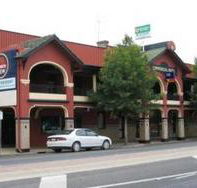 Commercial Hotel Benalla - New South Wales Tourism 