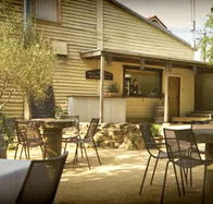 The Cosmopolitan Hotel - New South Wales Tourism 