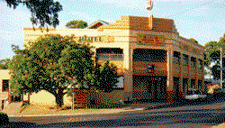 Royal Hotel Drouin - New South Wales Tourism  0