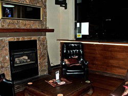 Geelong Hotel - New South Wales Tourism  0