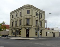 Max Hotel Geelong - New South Wales Tourism  0