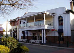 Mount Pleasant Hotel - New South Wales Tourism  1